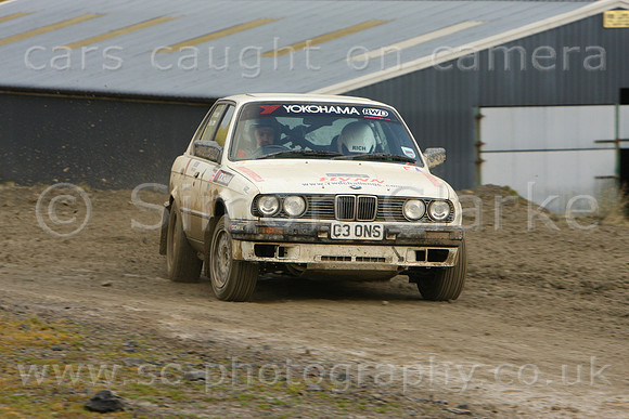 car001b