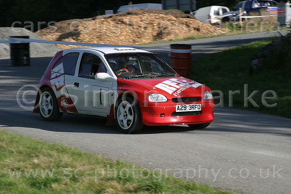 car001b