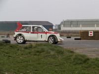 car001b