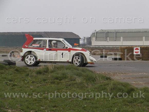 car001b