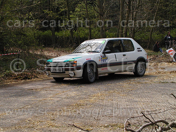car001e