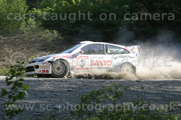 wales04_car003c