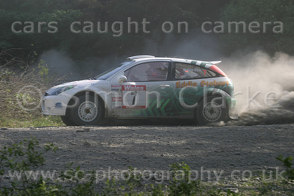 wales04_car007c