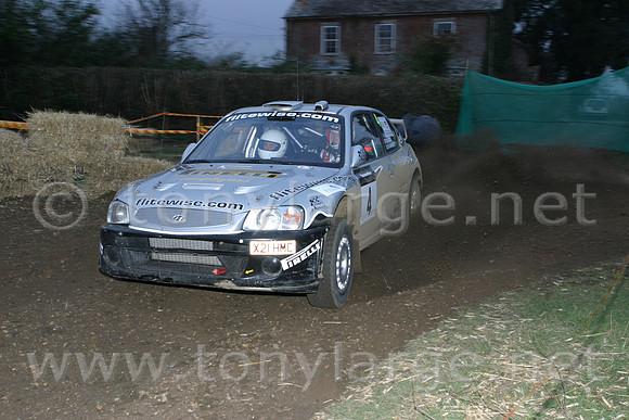 sunseeker05_car004e