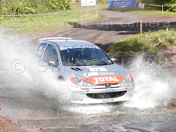 car002b