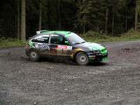 car001b