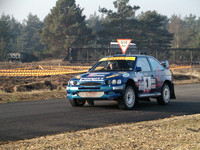 car001b