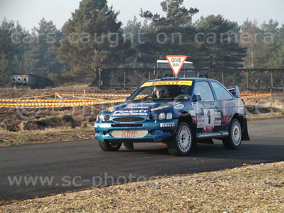 car001b