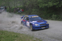 wales04_car005a