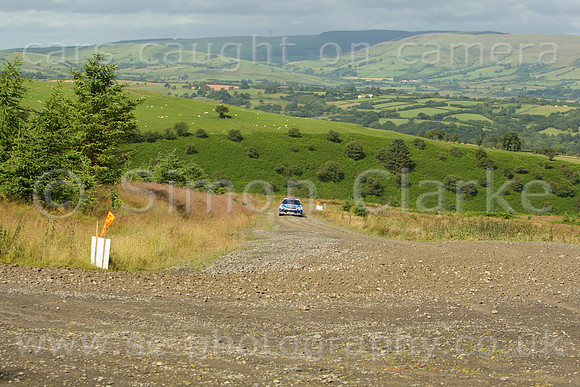 quinton08-car001-0228