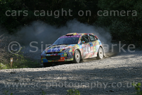 wales04_car004e