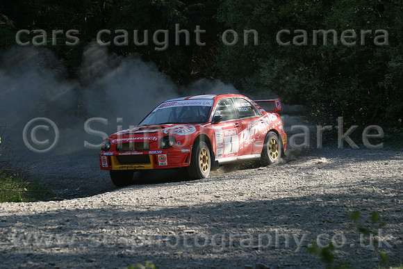 wales04_car001b