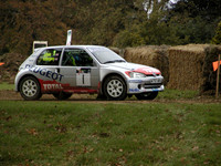 car001b
